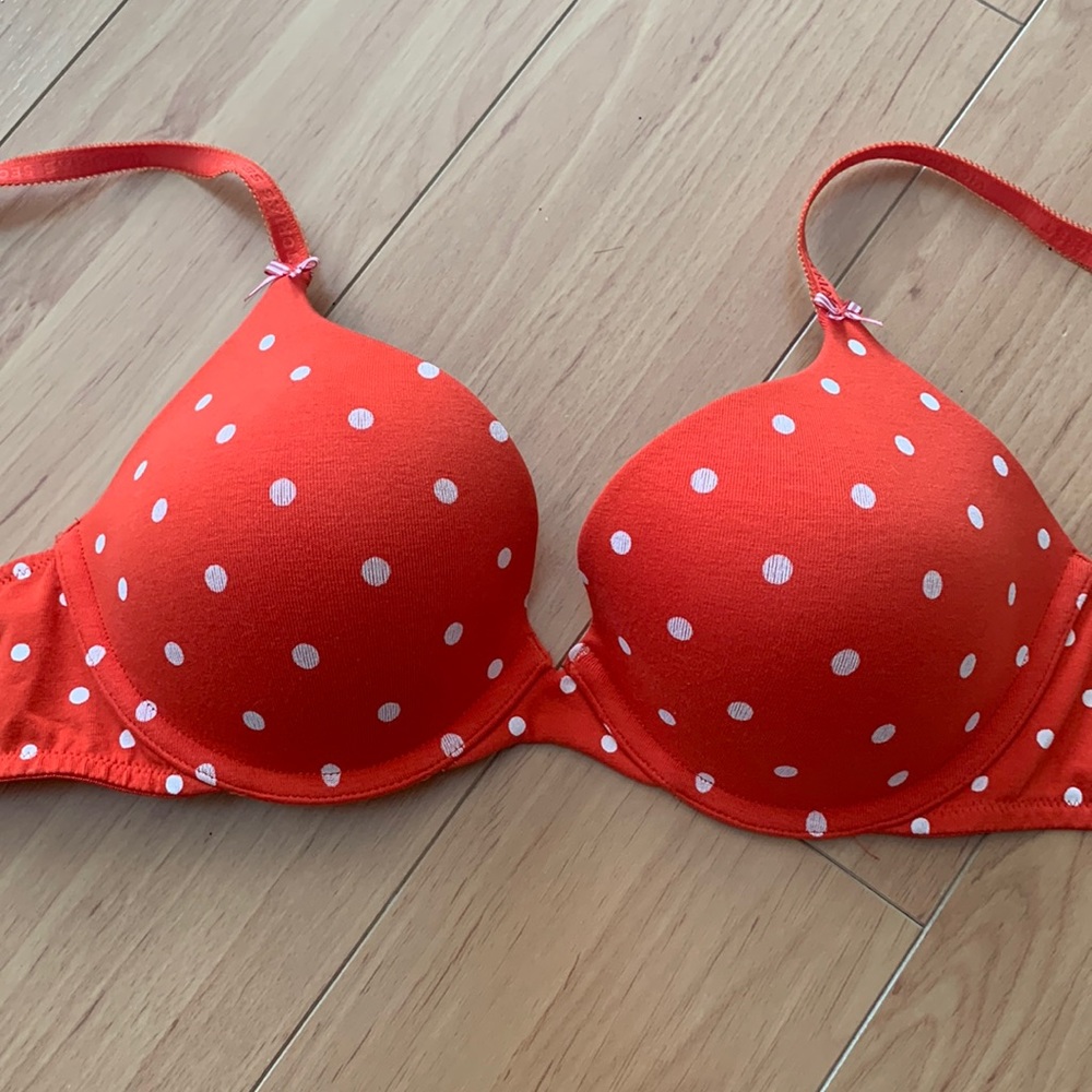 SOLD VS polka dot push up bra